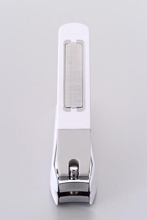 美しい冷酒グラスで至福の一杯を楽しむ